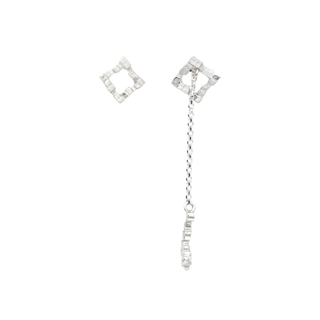 Ronduit - Vierkant op vierkant oorbelen met asymmetrische boor beweegbare draad